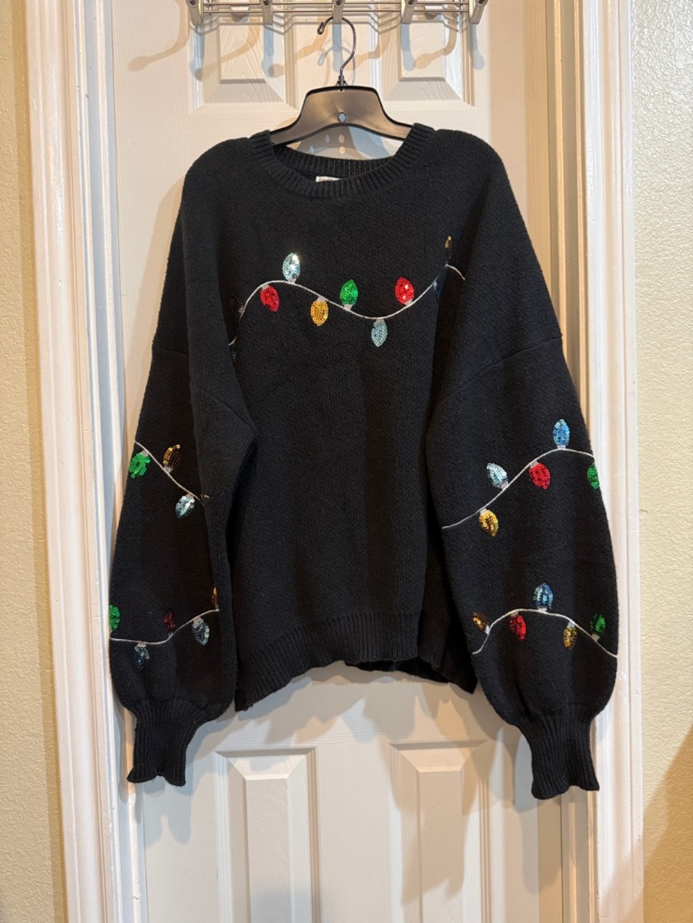 Chic Soul Black Crewneck Sweater with Multicolor Sequin Light Motif